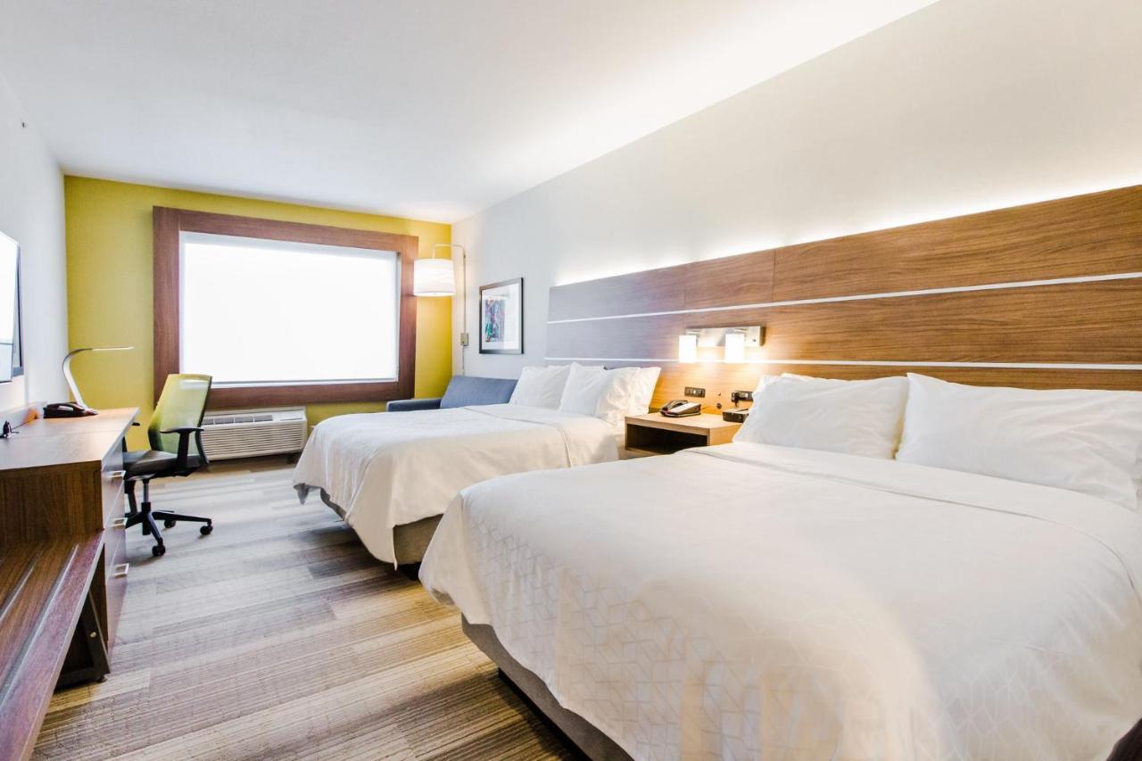 Holiday Inn Express & Suites - West Edmonton-Mall Area By Ihg Екстериор снимка