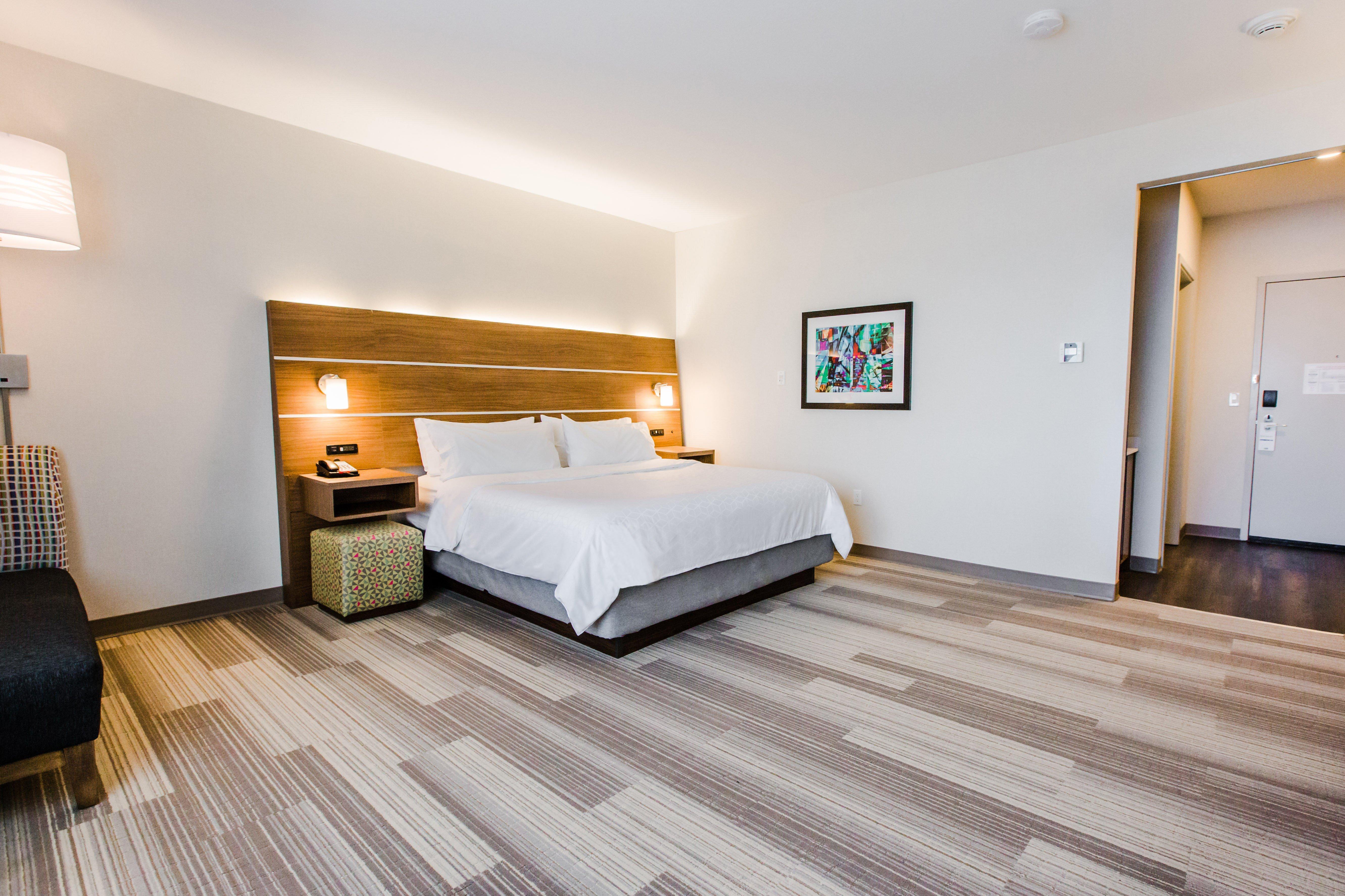 Holiday Inn Express & Suites - West Edmonton-Mall Area By Ihg Екстериор снимка
