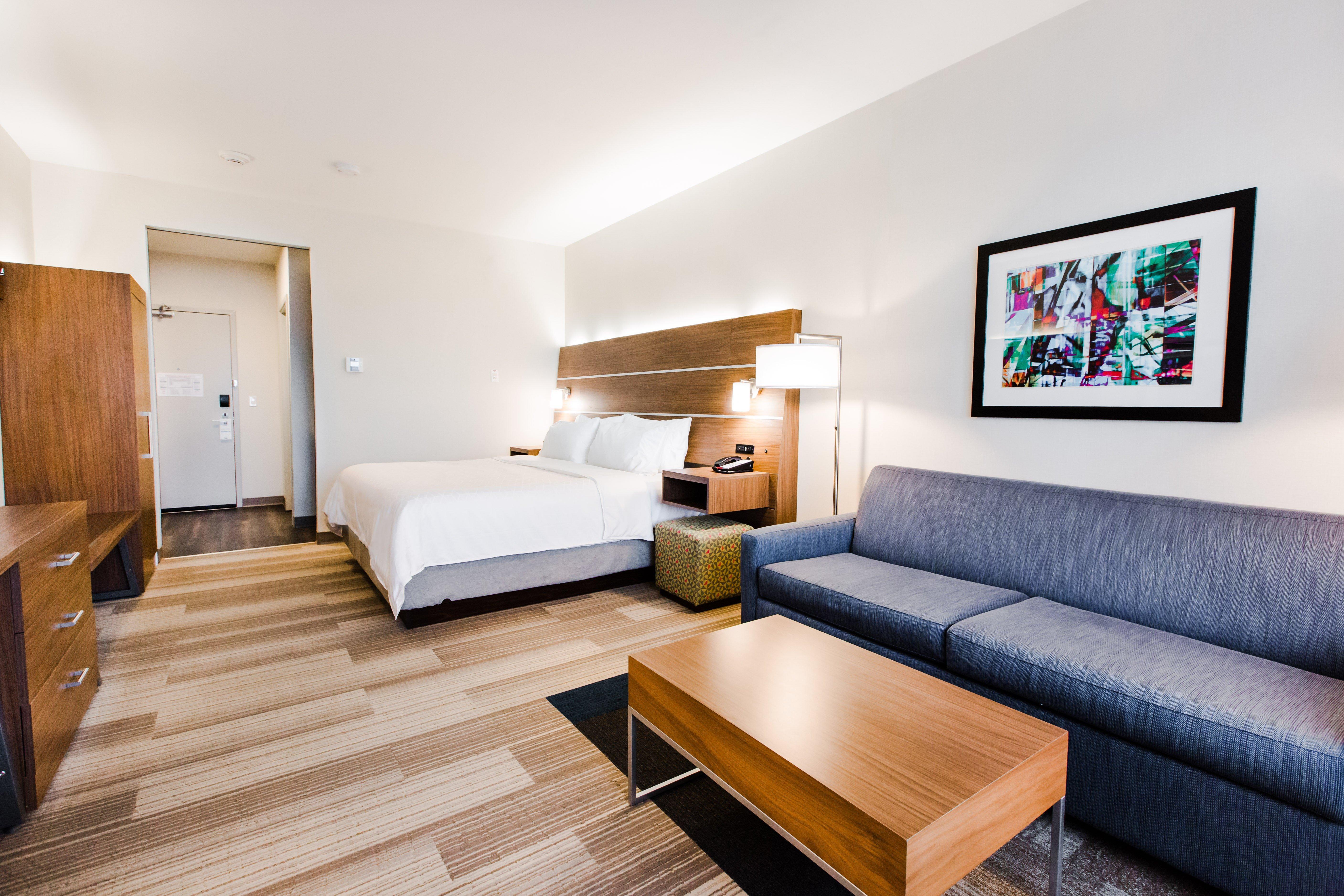 Holiday Inn Express & Suites - West Edmonton-Mall Area By Ihg Екстериор снимка