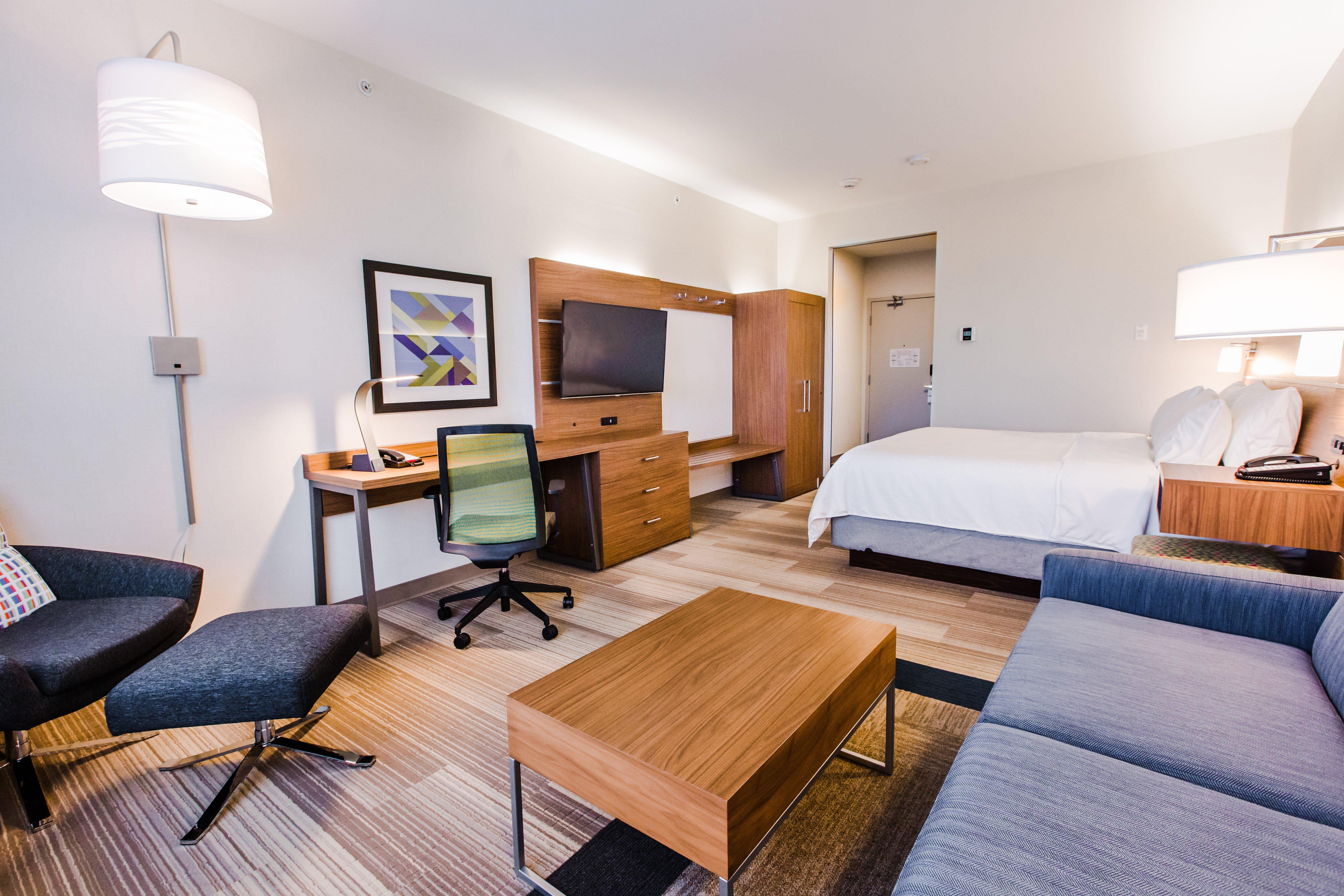 Holiday Inn Express & Suites - West Edmonton-Mall Area By Ihg Екстериор снимка